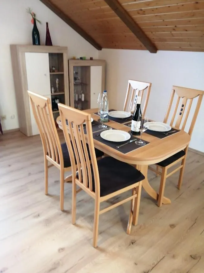 Apartment Ferienwohnung Rotmainblick Heinersreuth